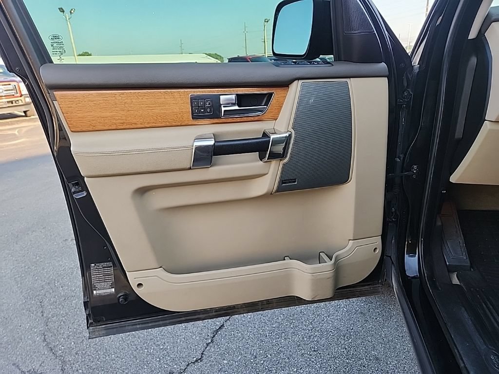 Used 2013 Land Rover LR4 HSE LUX AWD/4WD image 27