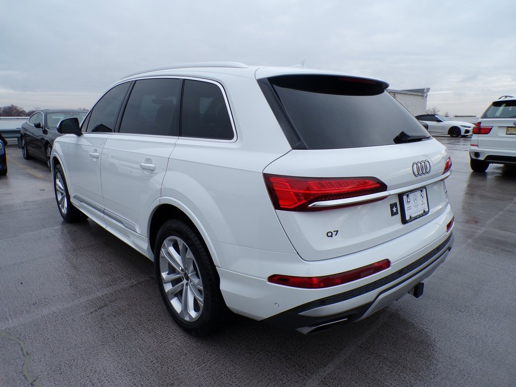 Used 2025 Audi Q7 3.0T Premium Plus image 4