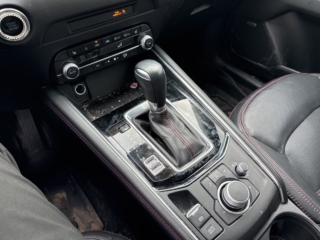 Used 2023 MAZDA CX-5 Carbon Edition image 11
