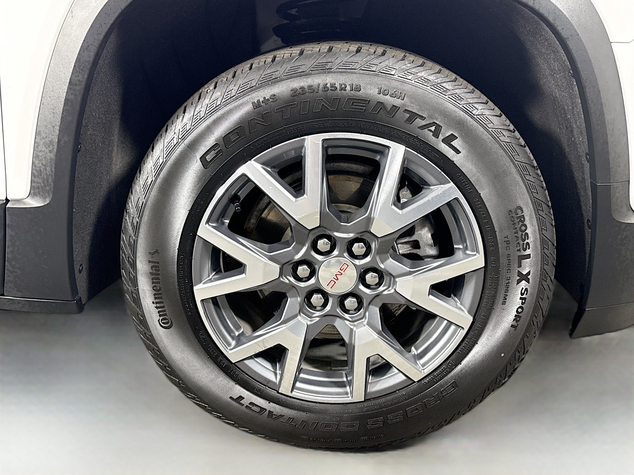 Used 2023 GMC Acadia SLT w/ Preferred Package FWD image 32