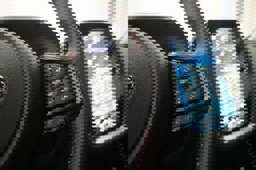 Used 2024 Subaru Crosstrek 2.5i Limited w/ Crosstrek Mirror Package image 18