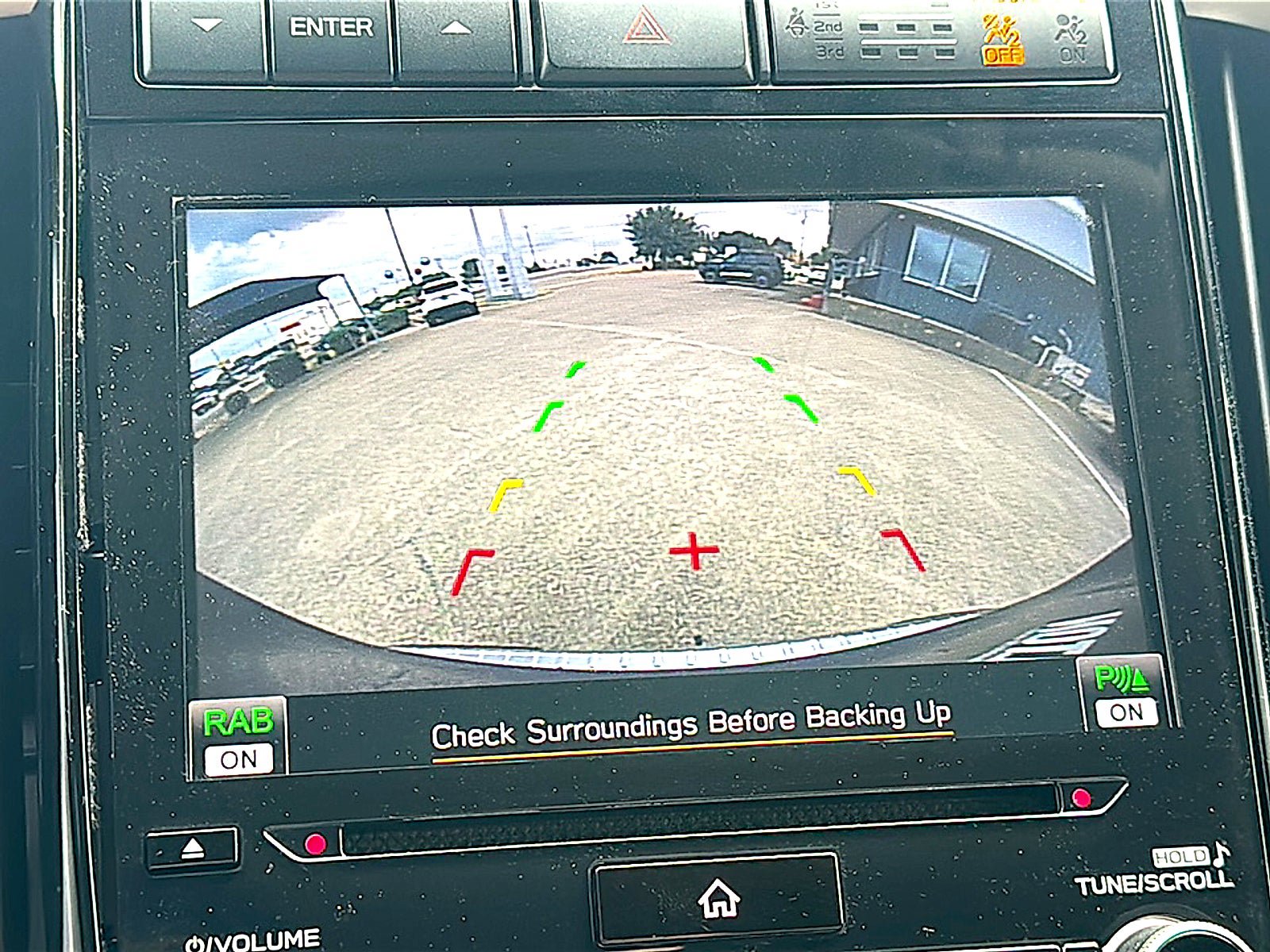 Used 2022 Subaru Ascent Limited AWD/4WD image 36