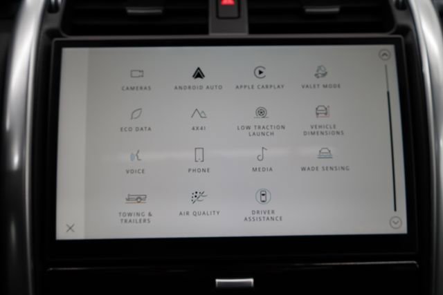 Used 2024 Land Rover Discovery S image 78