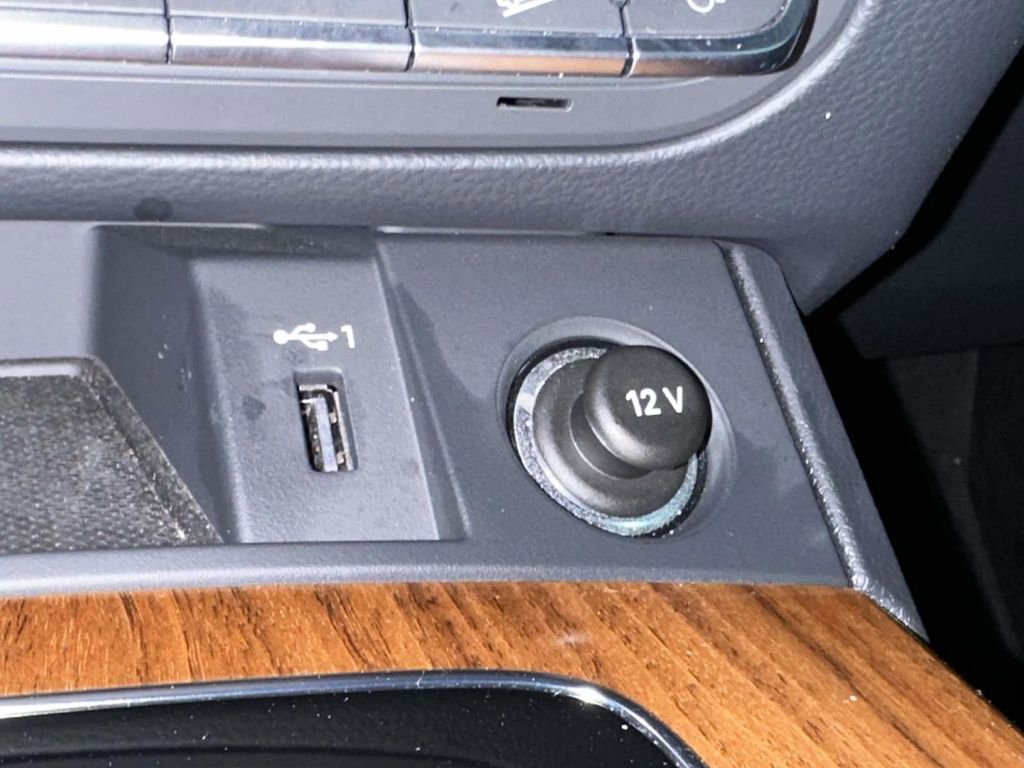 Used 2023 Audi Q5 2.0T Premium w/ Convenience Package image 21