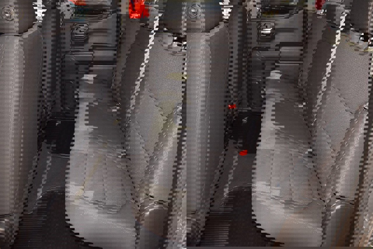 Used 2020 Chevrolet Silverado 1500 Custom w/ Custom Value Package image 14