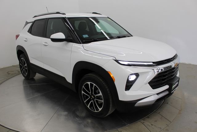 Used 2025 Chevrolet TrailBlazer LT w/ Driver Confidence Package image 54