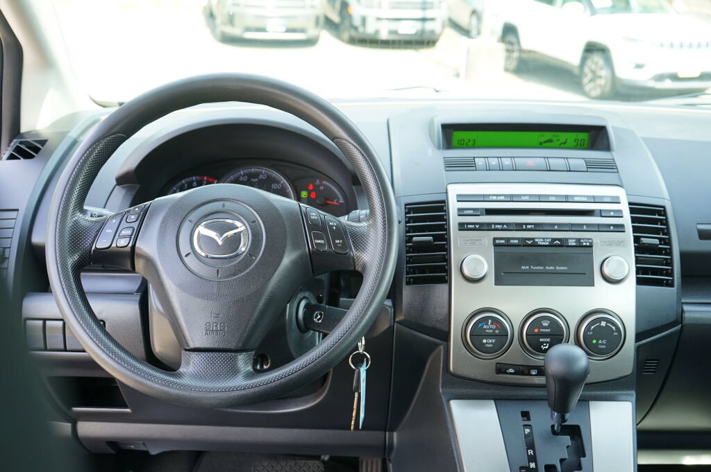 Used 2009 MAZDA MAZDA5 Sport FWD image 9
