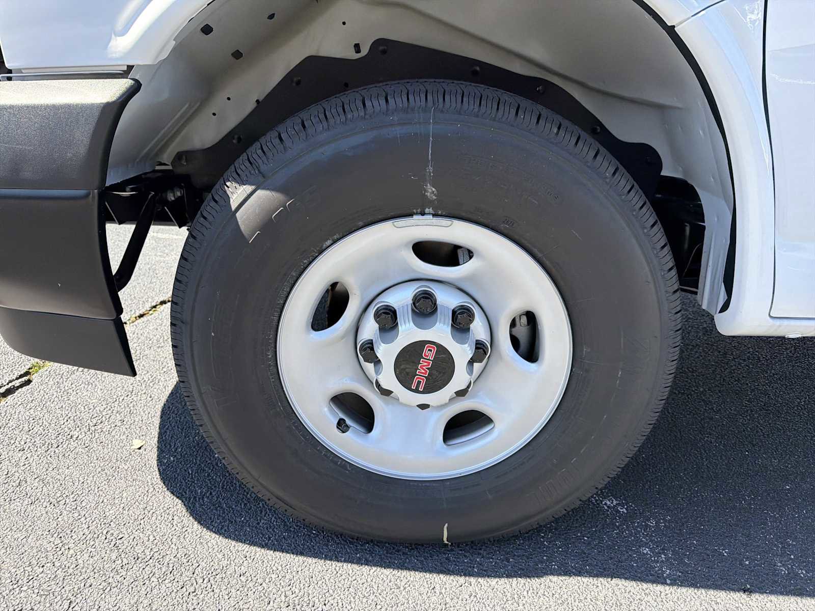 New 2025 GMC Savana 2500 w/ Driver Convenience Package image 9