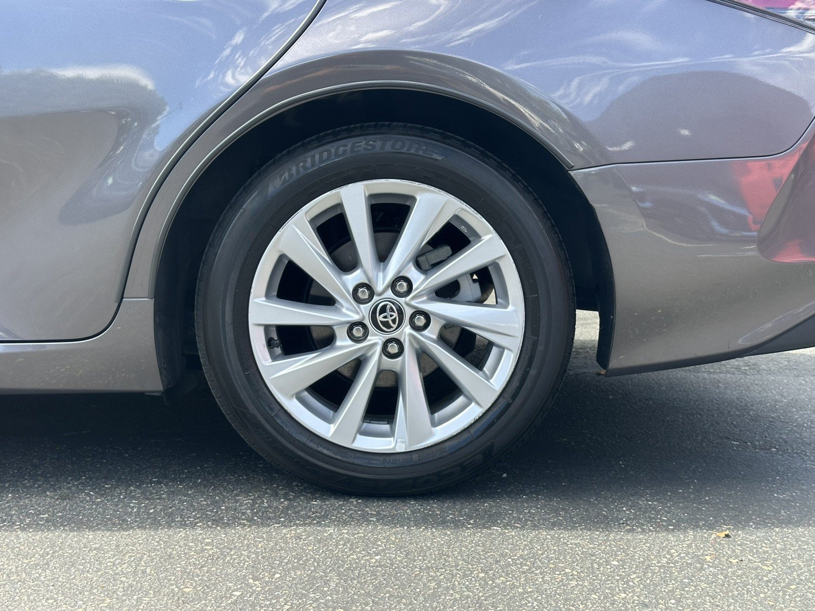 Used 2023 Toyota Camry LE FWD image 13