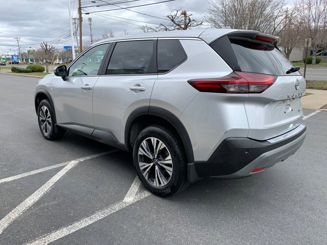 Used 2023 Nissan Rogue SV image 5