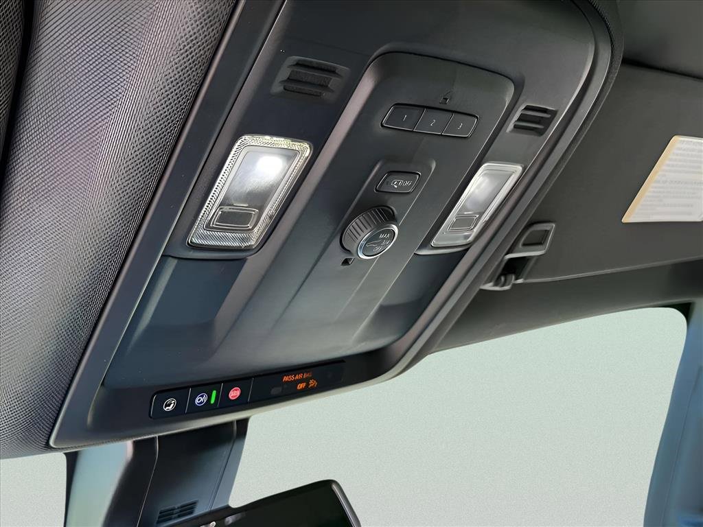 Used 2021 Chevrolet Tahoe LT image 22