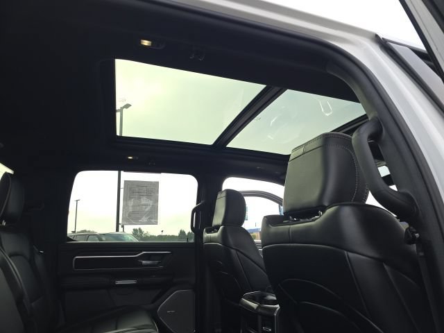 Used 2025 RAM 1500 Laramie AWD/4WD image 46
