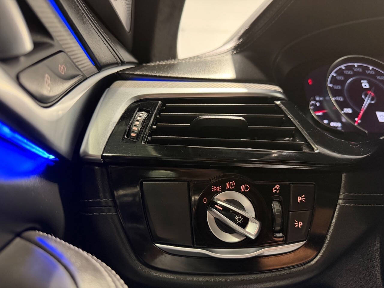 Used 2018 BMW M5 w/ Executive Package AWD/4WD image 25