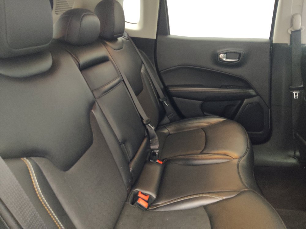 Used 2019 Jeep Compass Latitude w/ Popular Equipment Group AWD/4WD image 19