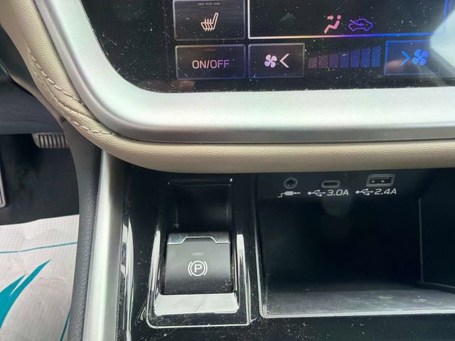 Used 2024 Subaru Outback Limited AWD/4WD image 23