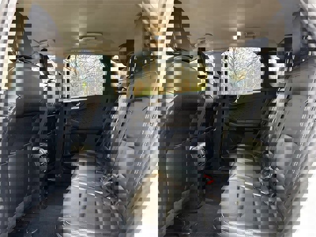 Used 2020 Ford Escape SEL image 11