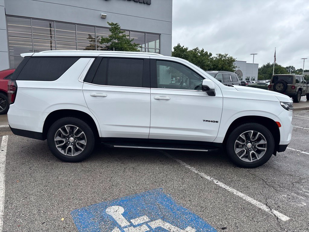 Used 2022 Chevrolet Tahoe LT w/ LT Signature Package AWD/4WD image 32