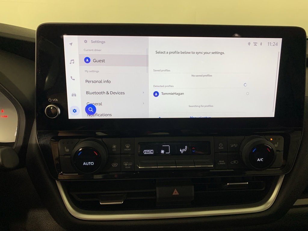 Used 2025 Toyota Grand Highlander AWD image 26