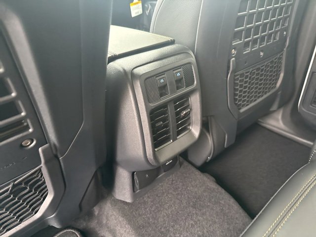 New 2025 Ford Bronco Badlands image 44