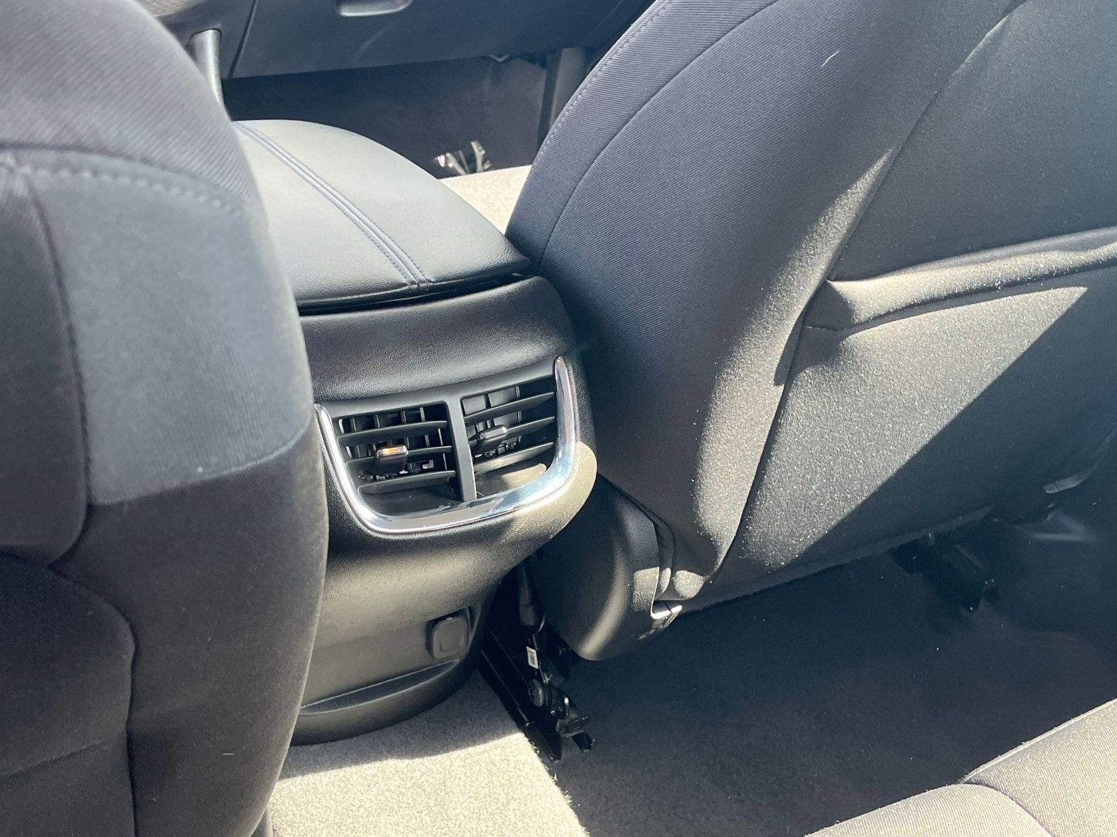 Used 2024 Chevrolet Malibu LT image 23