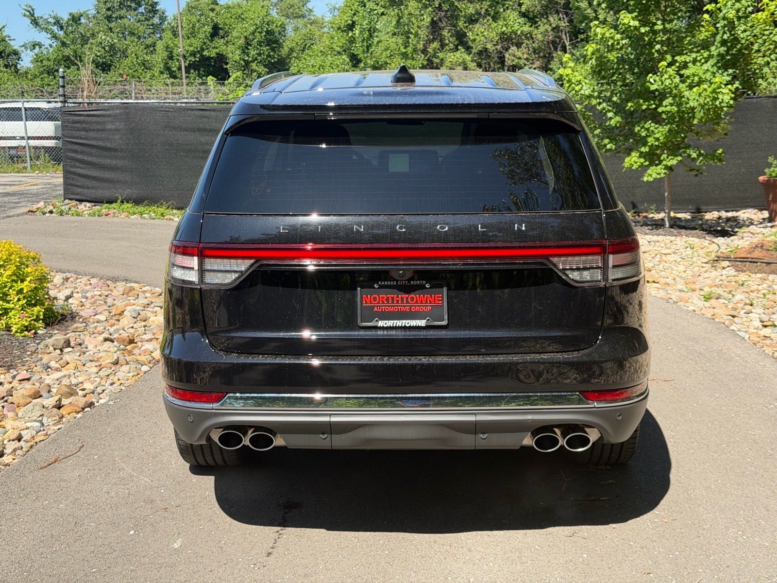 New 2026 Lincoln Aviator Reserve AWD/4WD image 4