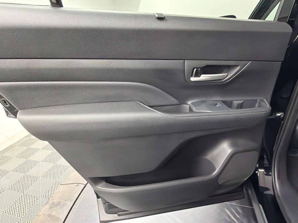 Certified 2026 Toyota Grand Highlander FWD image 38