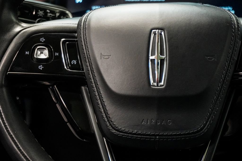 Used 2024 Lincoln Aviator Reserve AWD/4WD image 17