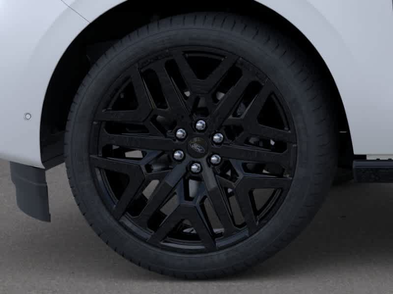 New 2026 Ford Expedition Platinum w/ Stealth Performance Package AWD/4WD image 19