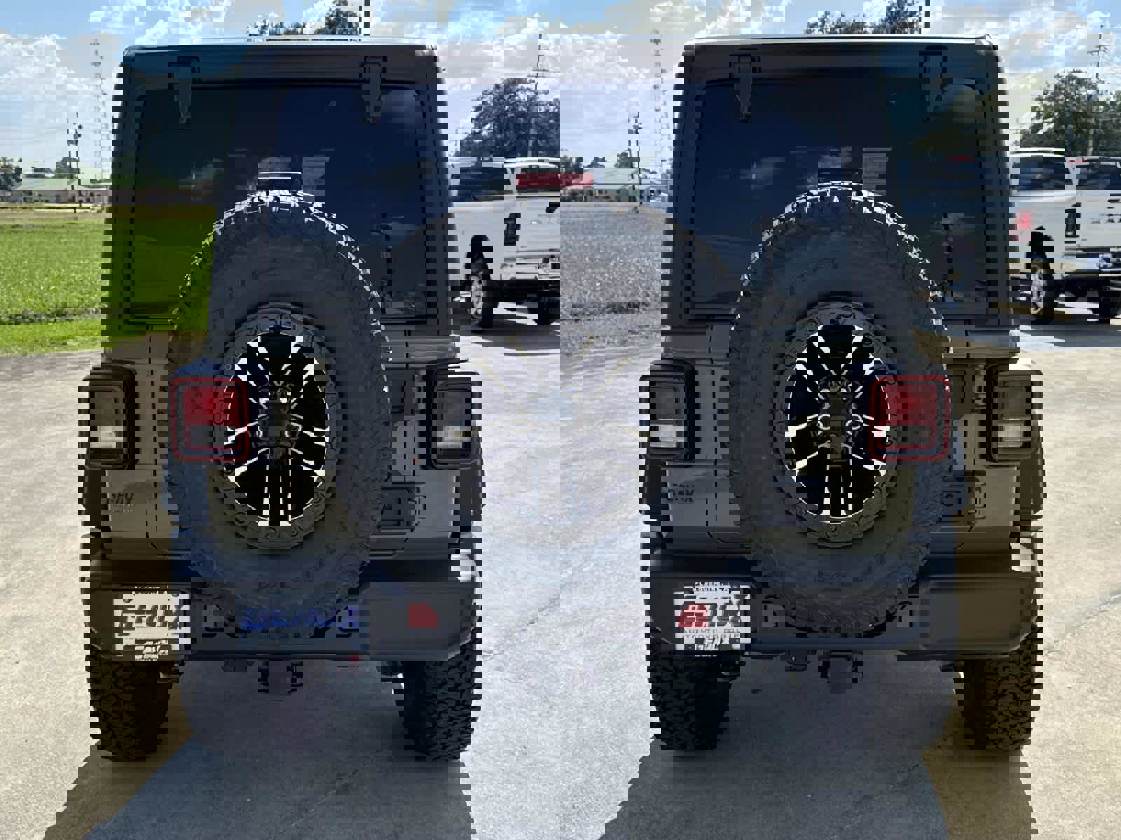 New 2025 Jeep Wrangler Willys image 10