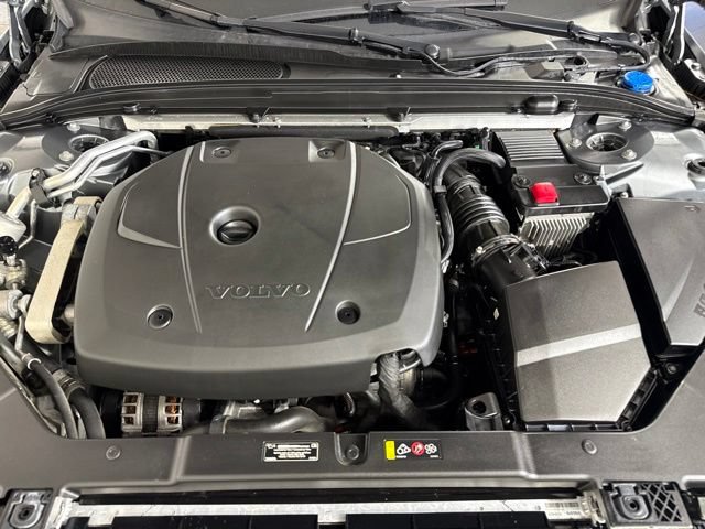 Used 2019 Volvo S60 T6 Momentum w/ Multimedia Package AWD/4WD image 11