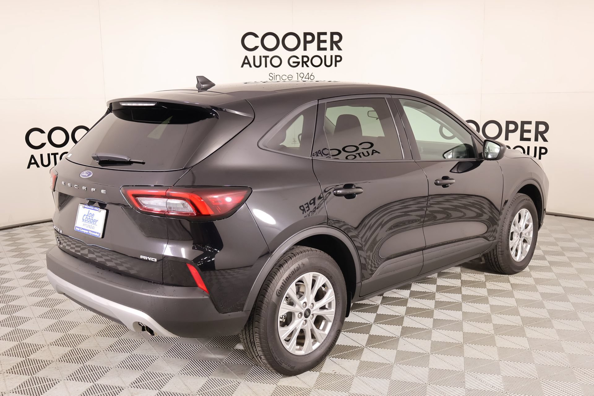 Used 2025 Ford Escape Active AWD/4WD image 19