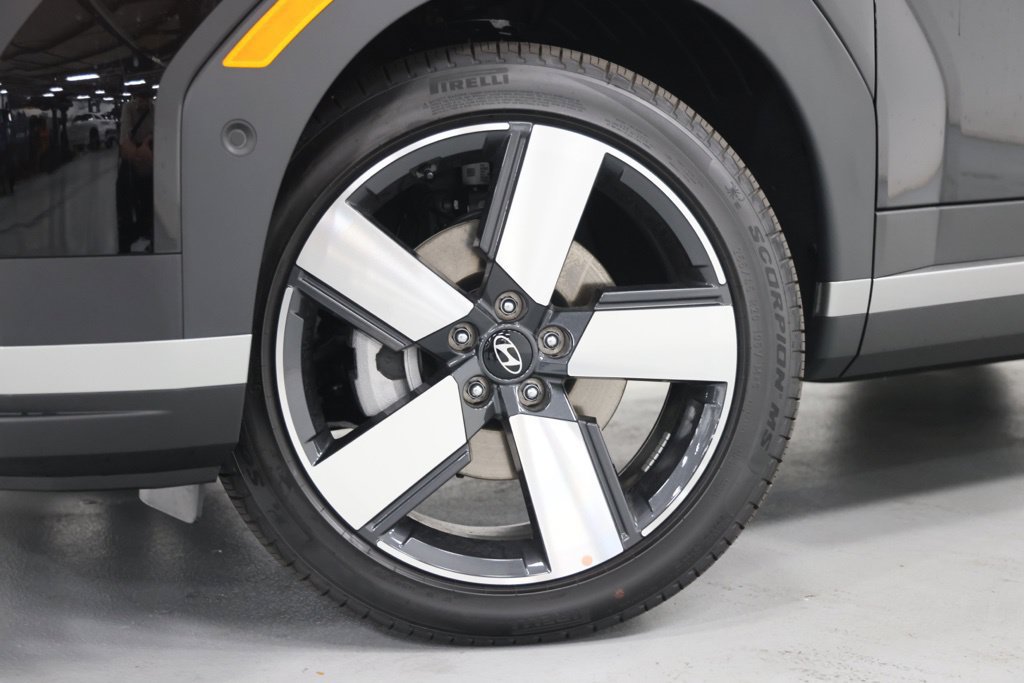 New 2027 Hyundai Santa Fe Limited AWD/4WD image 9