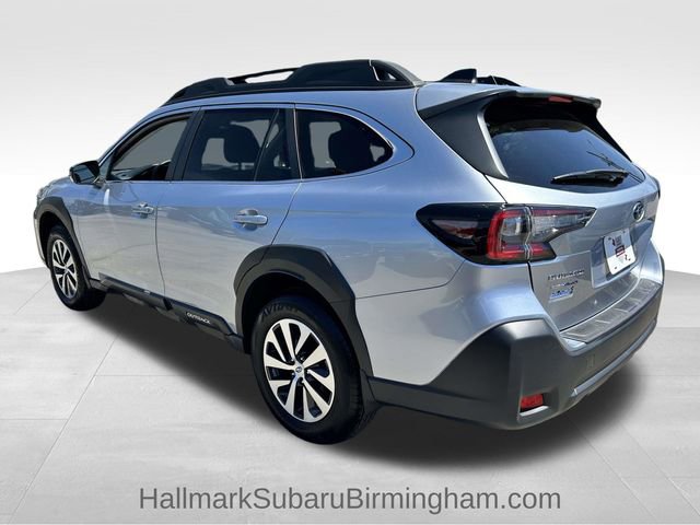 Used 2025 Subaru Outback Premium w/ Popular Package #1A image 5