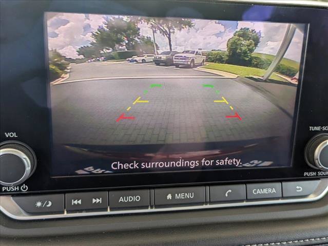 Used 2023 Nissan Rogue S FWD image 13