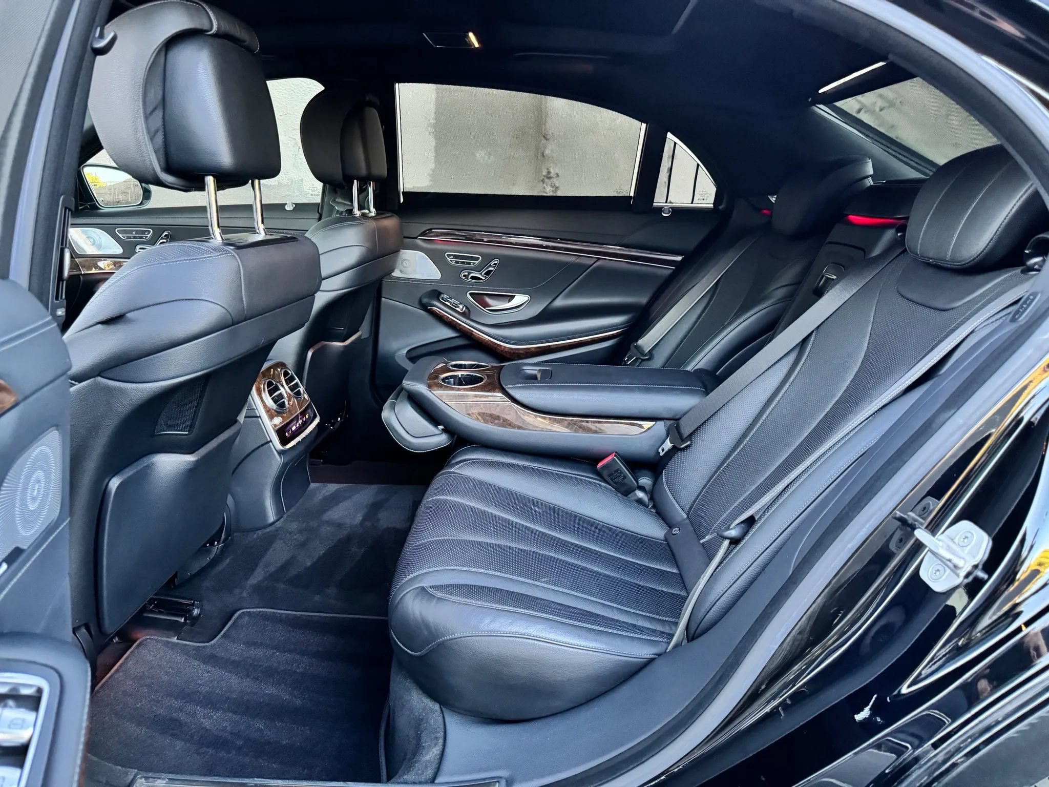 Used 2014 Mercedes-Benz S 550 Sedan image 21