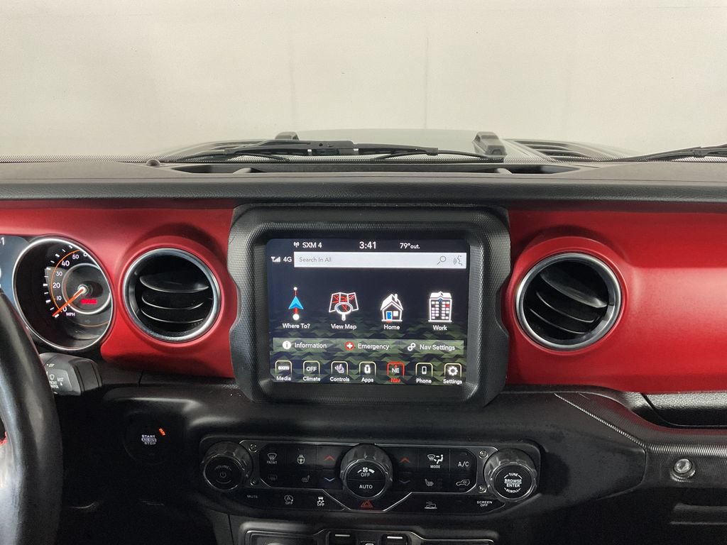 Used 2023 Jeep Wrangler Unlimited Rubicon w/ Cold Weather Group AWD/4WD image 13