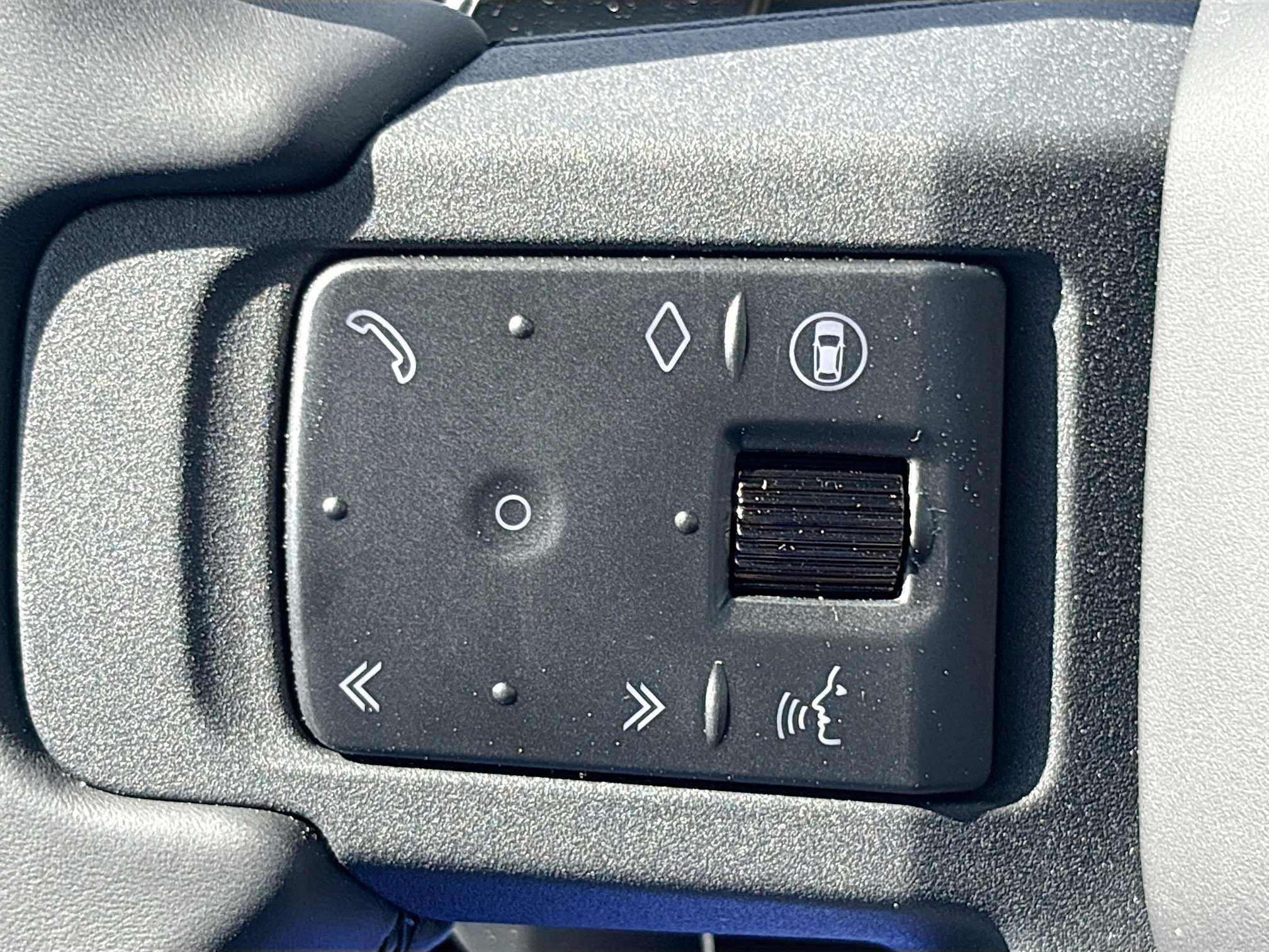 New 2026 Land Rover Defender 110 OCTA AWD/4WD image 36