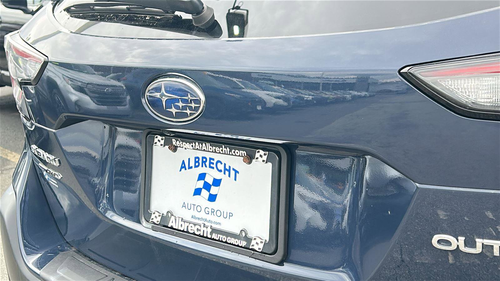 Certified 2025 Subaru Outback Premium image 10