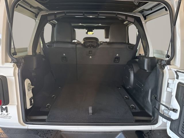 Used 2024 Jeep Wrangler Unlimited Rubicon image 16