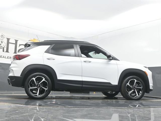 Used 2023 Chevrolet TrailBlazer RS w/ Sun and Liftgate Package image 53