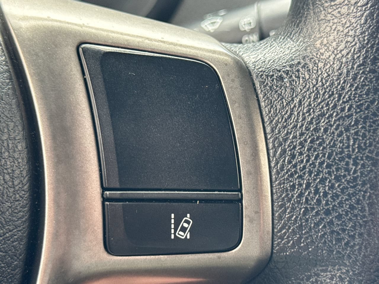 Used 2017 Toyota Yaris L FWD image 25