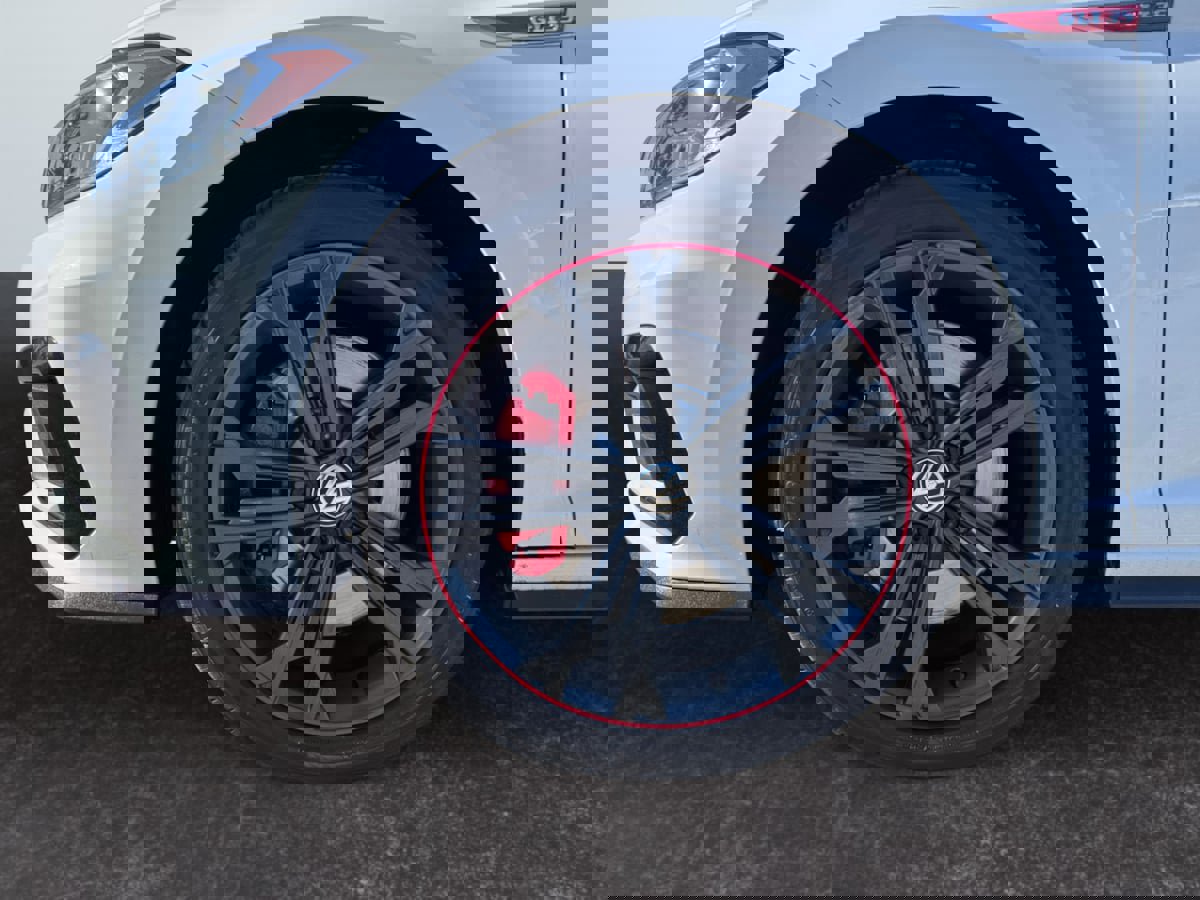 Used 2019 Volkswagen Jetta GLI image 9