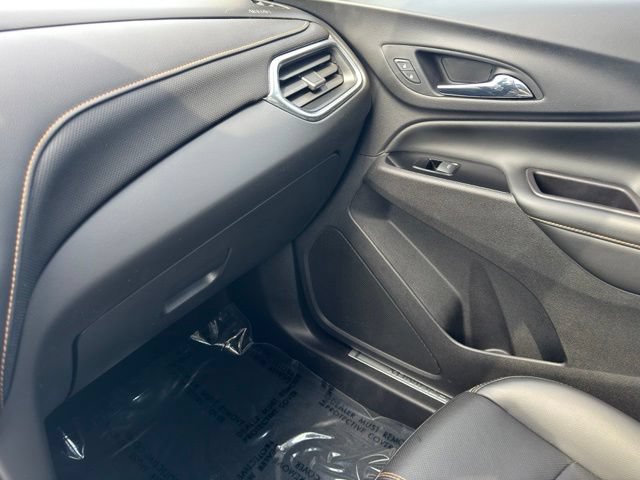 Used 2022 Chevrolet Equinox Premier AWD/4WD image 26