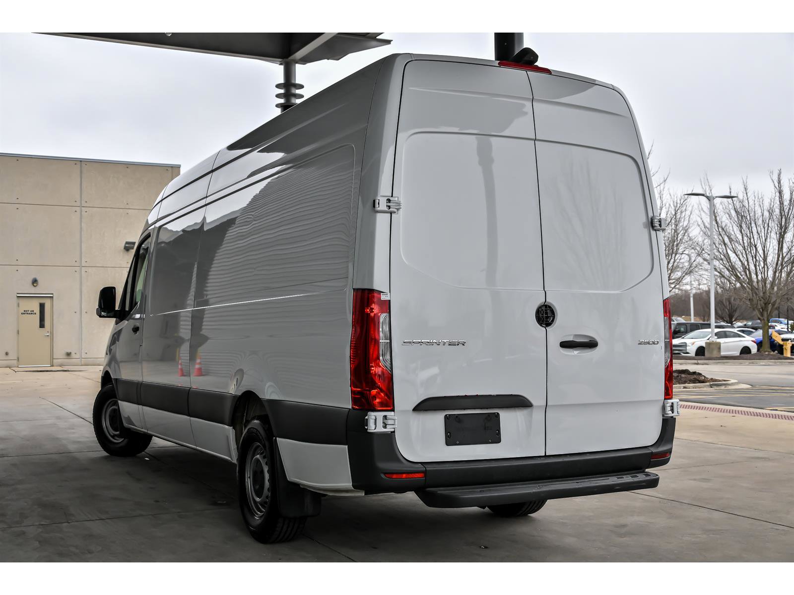 Used 2023 Mercedes-Benz Sprinter 2500 image 4