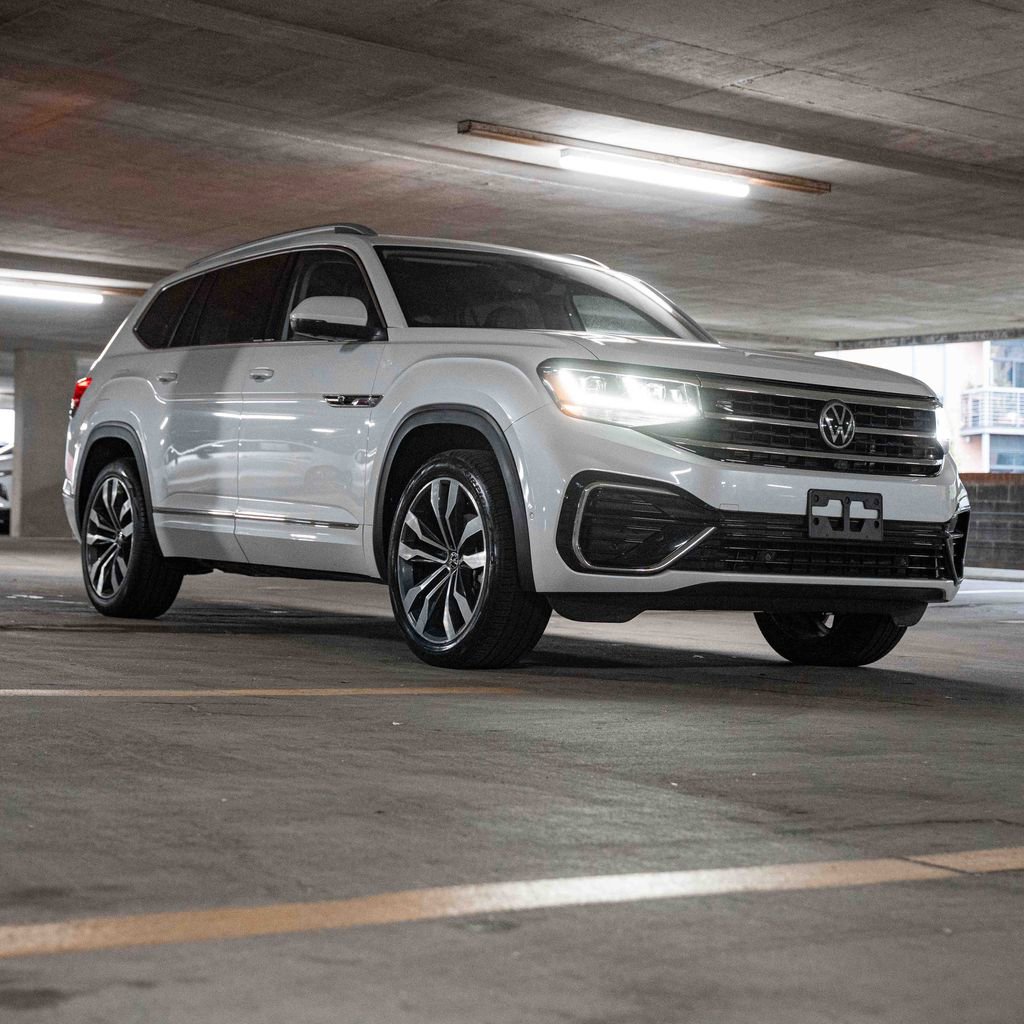 Certified 2022 Volkswagen Atlas SEL Premium AWD/4WD image 7