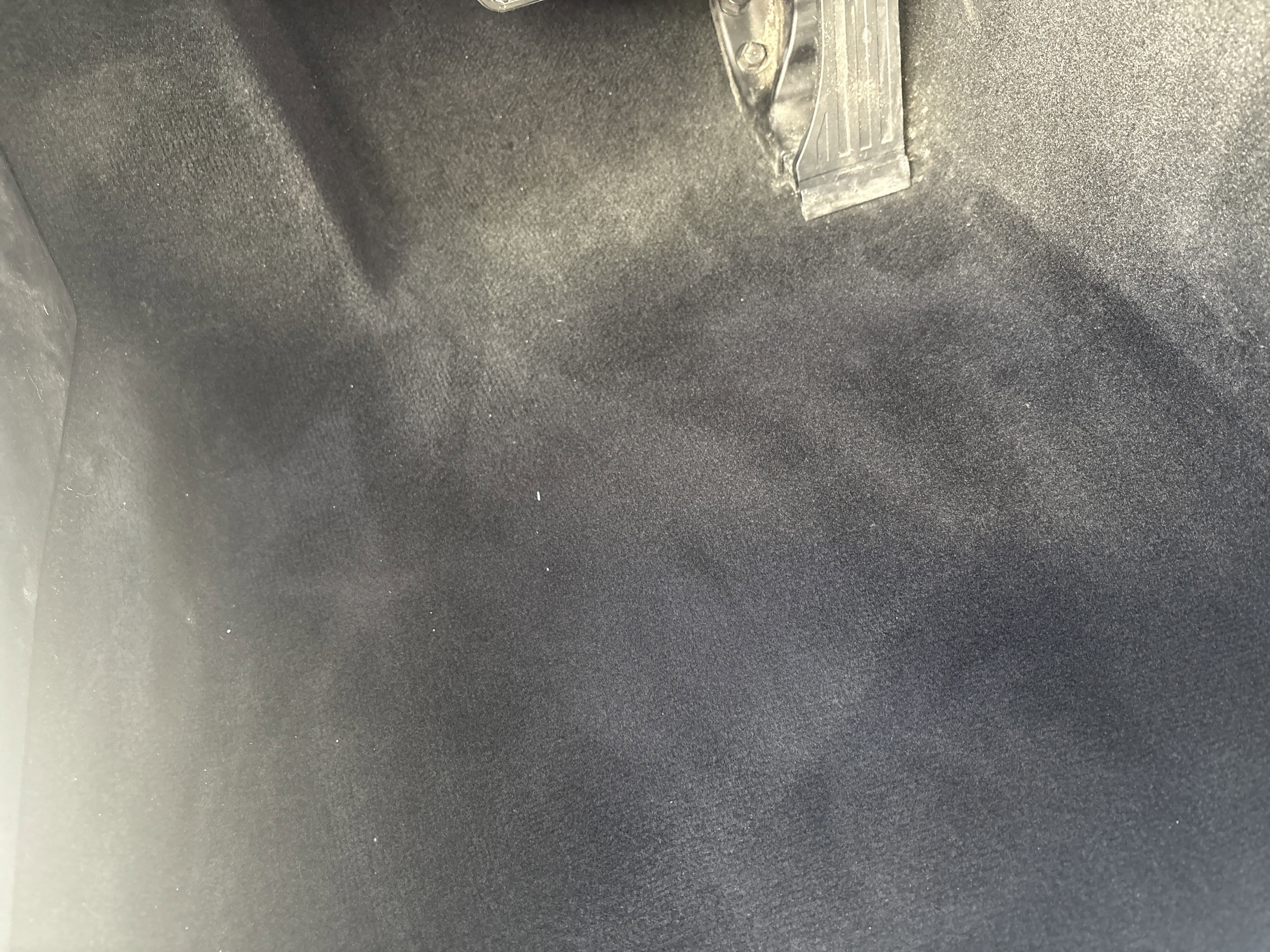 Used 2023 Mercedes-Benz E 350 4MATIC Sedan image 17