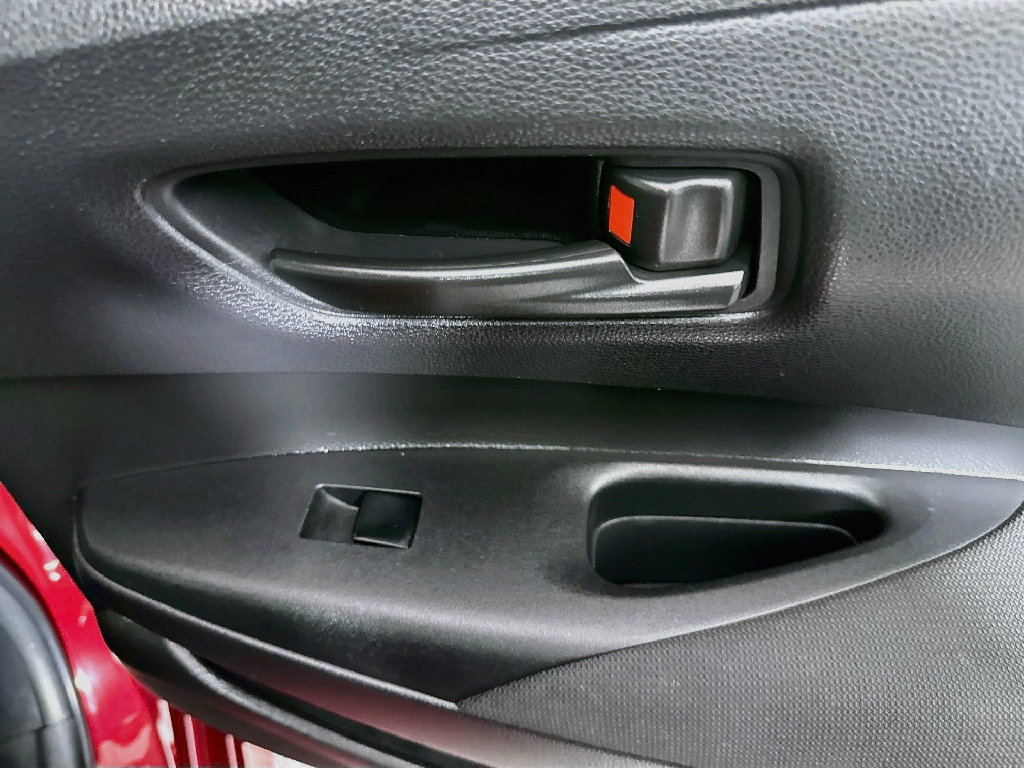 Used 2022 Toyota Corolla LE FWD image 30