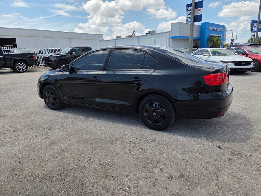 Used 2011 Volkswagen Jetta Sedan FWD image 9