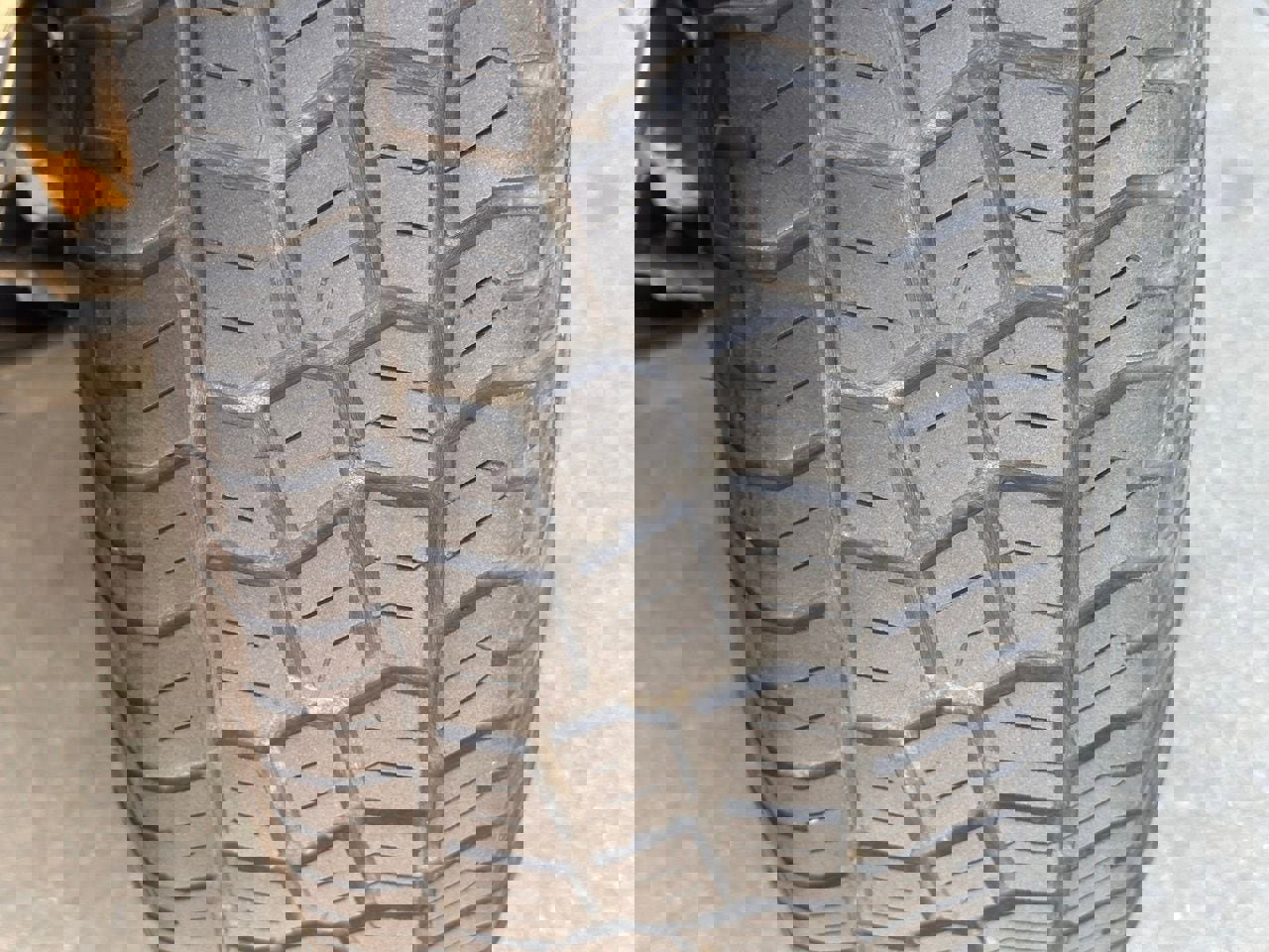 Used 2018 Nissan Frontier Desert Runner image 3