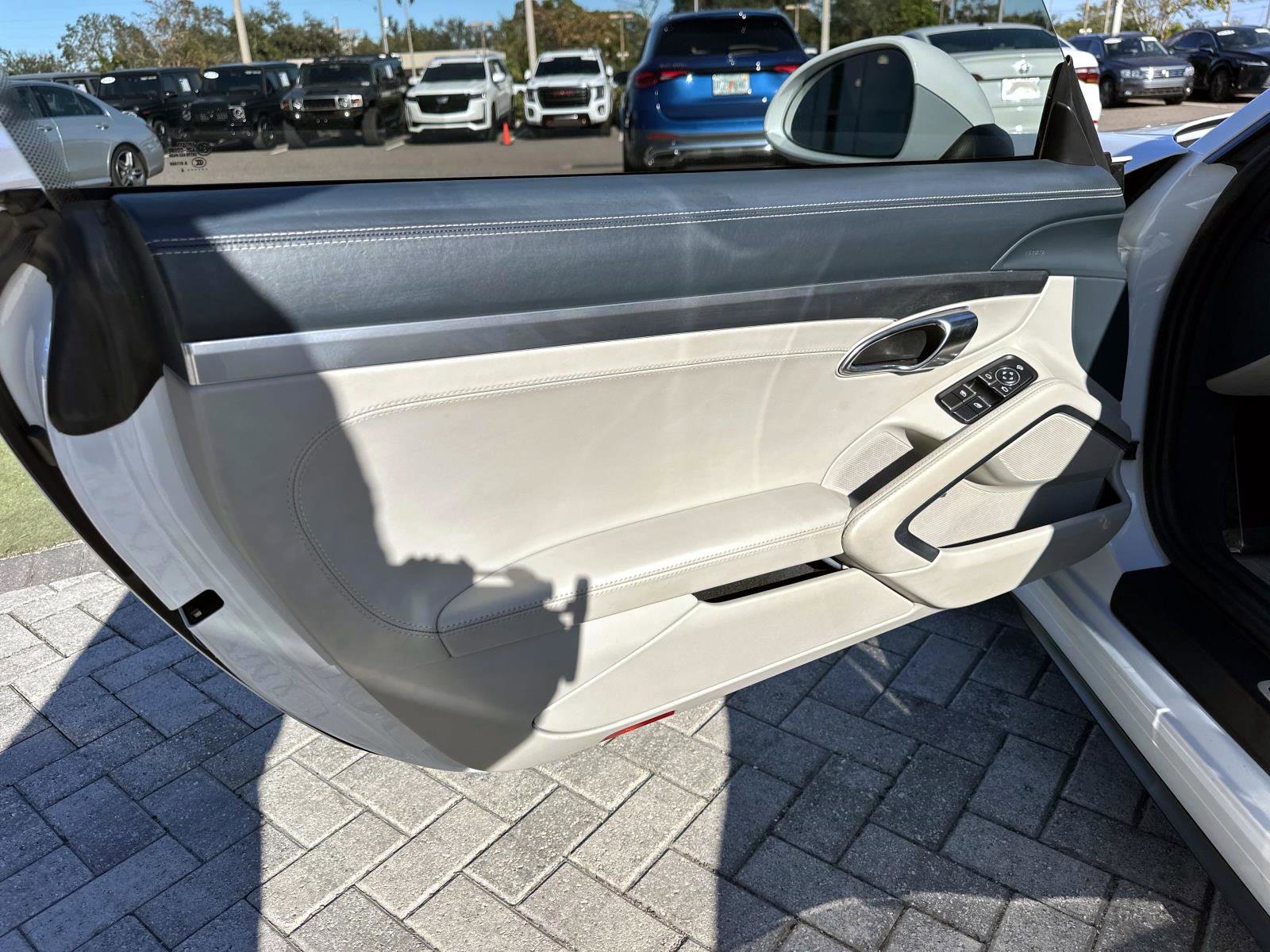 Used 2017 Porsche 911 Carrera 4S image 11